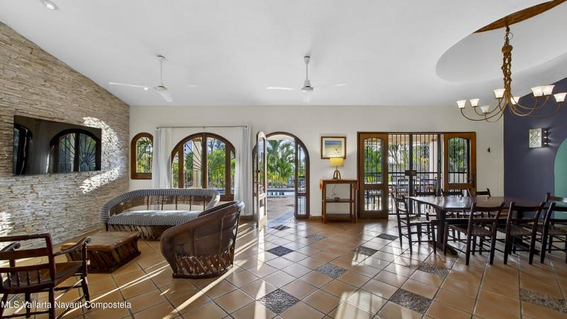 20251229171643808816000000 o