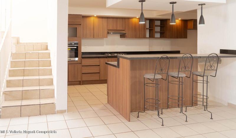 20251014204437758059000000 o