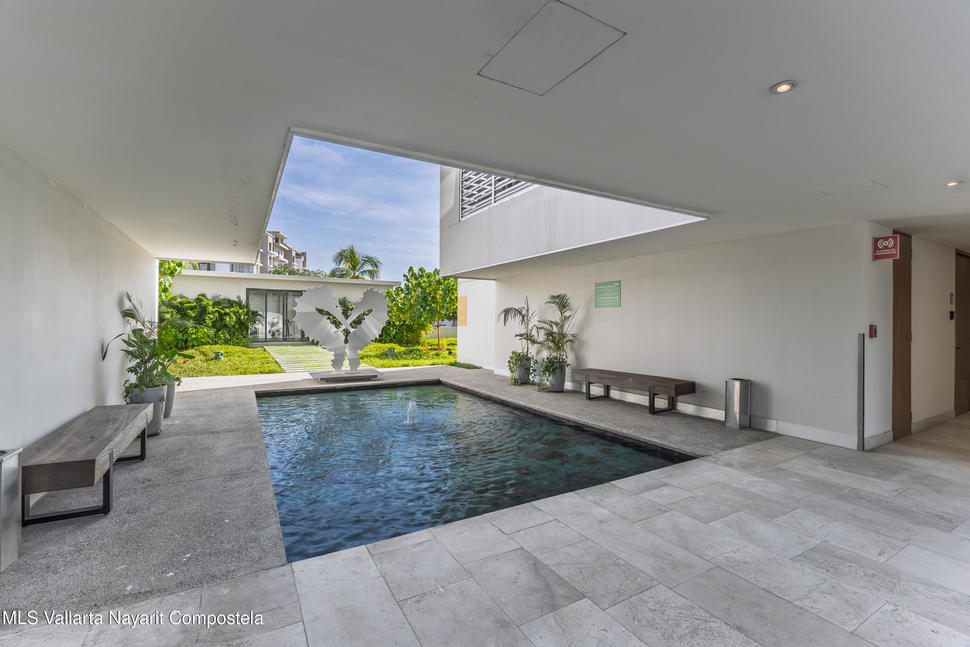 20251119023719215425000000 o