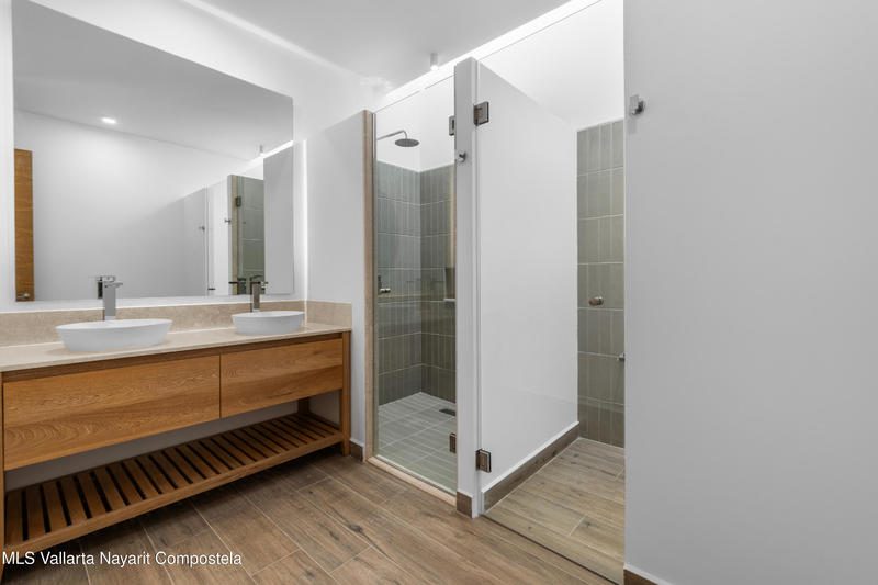 20251023034007616236000000 o