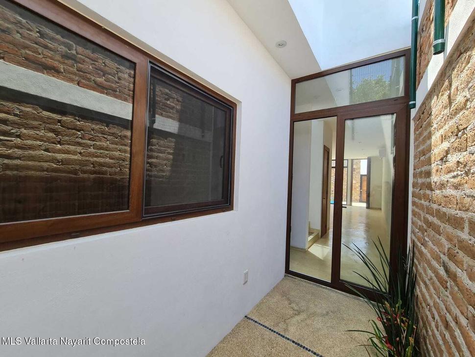 20260129233513812768000000 o