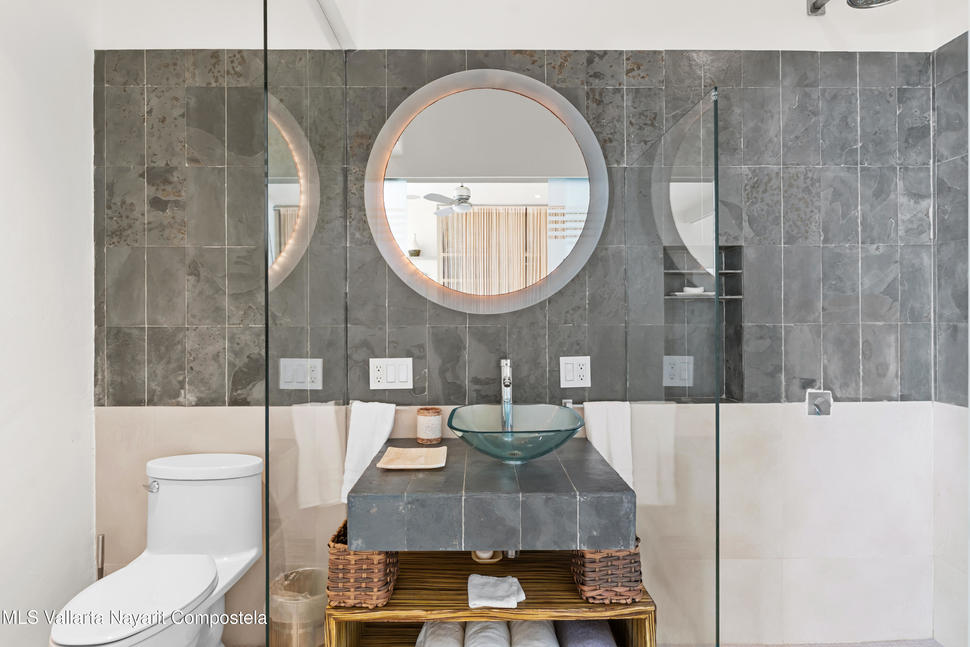 20260108224629578557000000 o