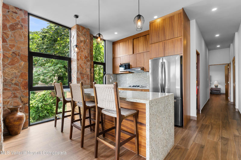 20250925175606308838000000 o