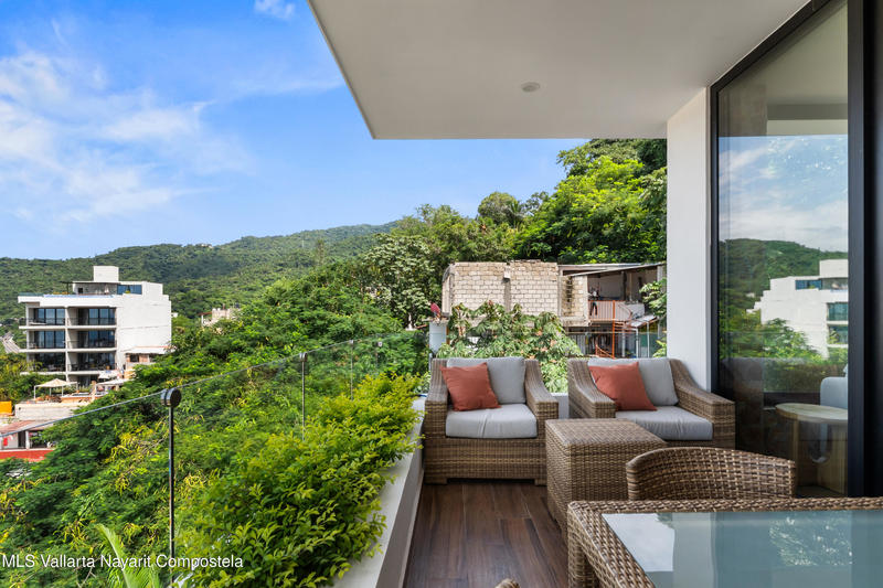 20250925175652157044000000 o