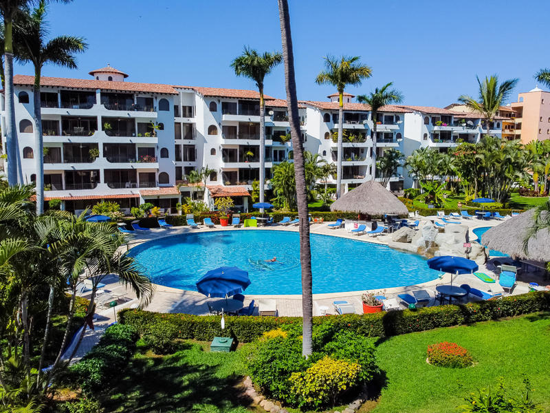 Royal Pacific Yacht Club 1308/1309