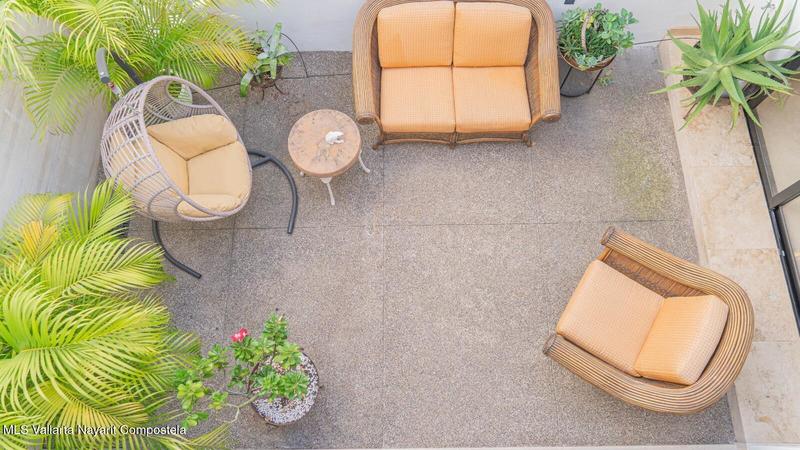 20251127003236446542000000 o