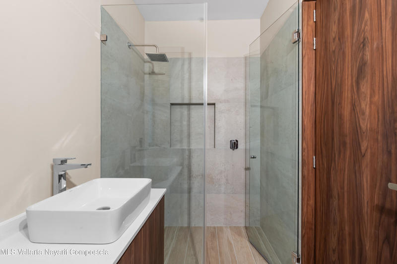 20250918183828228784000000 o