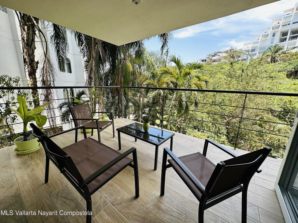 20251111014915908626000000 o