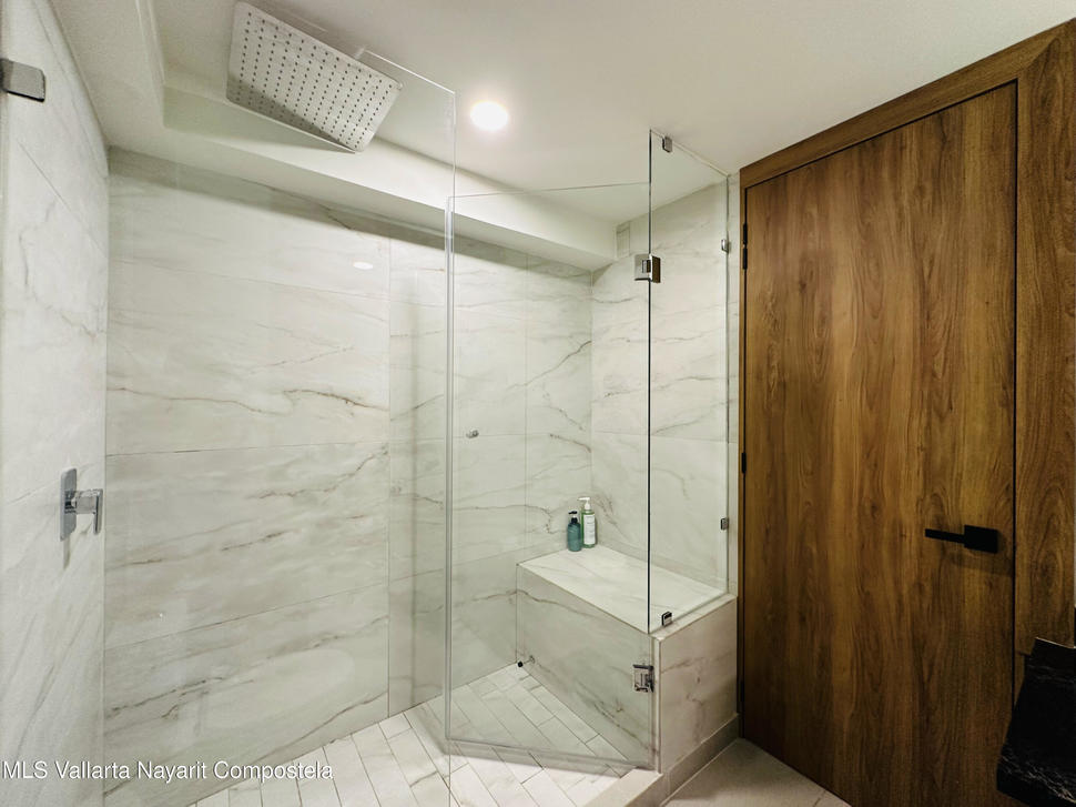 20251111015044031863000000 o