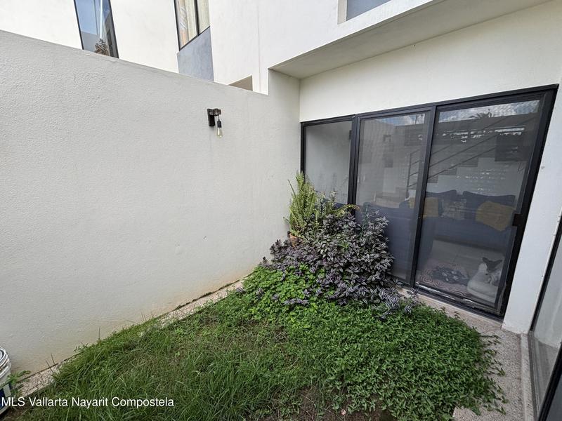 20251016234110549805000000 o