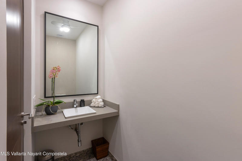 20250611210137003975000000 o