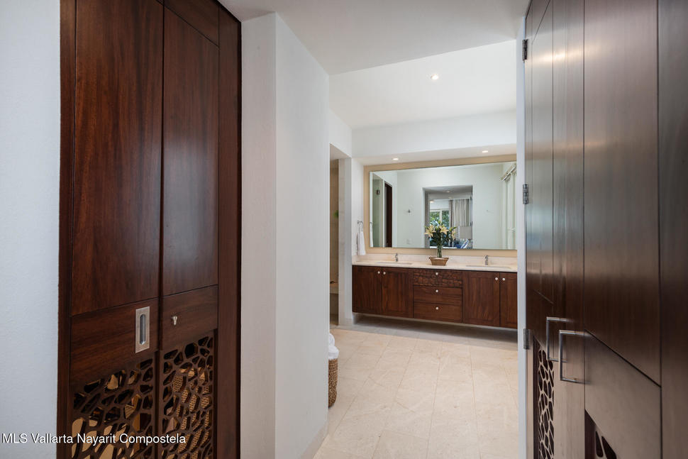 20250926135718396149000000 o