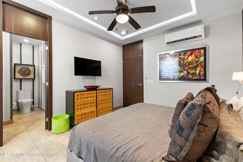 20251027044650590710000000 o