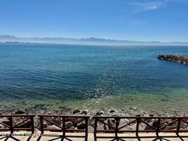 20251210195237106116000000 o