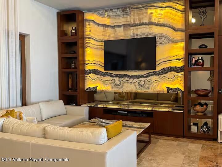 20251210195245485506000000 o