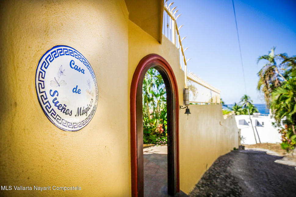 20251127165430670854000000 o