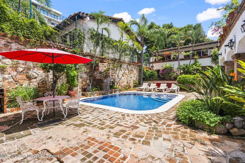 Suites Las Garzas 10 10