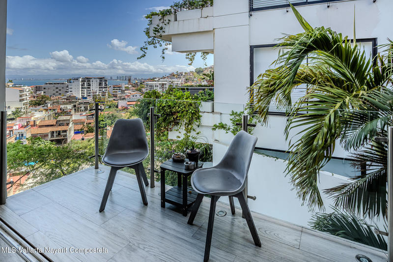 20250708192837196292000000 o