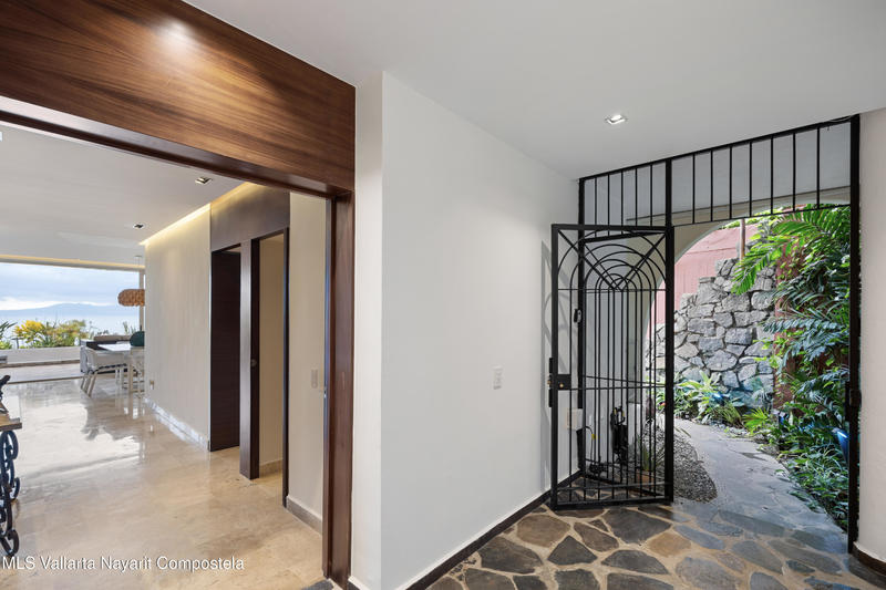 20250922214903786355000000 o