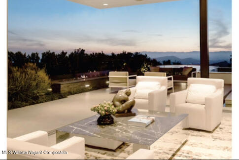 20251204233912882234000000 o