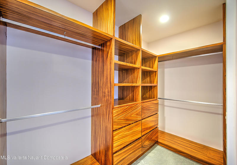 20250718211157446087000000 o