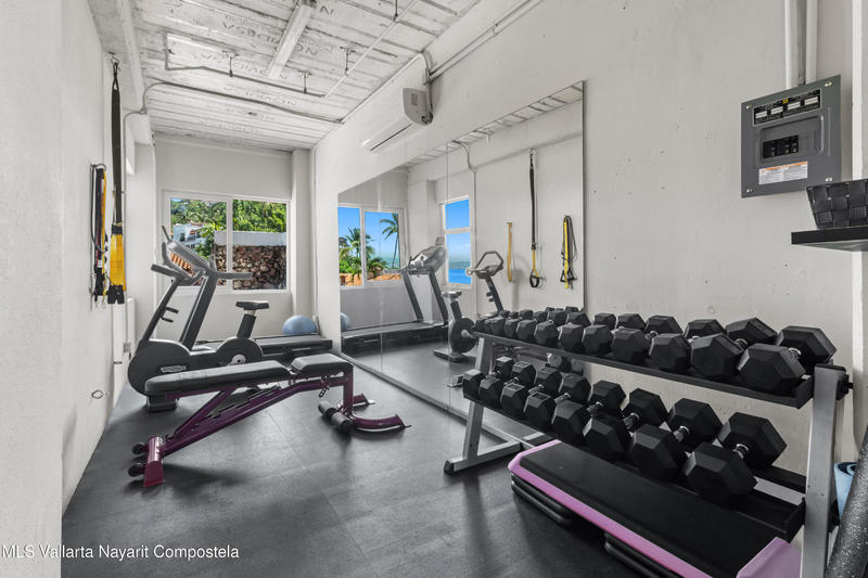 20251221055228182815000000 o