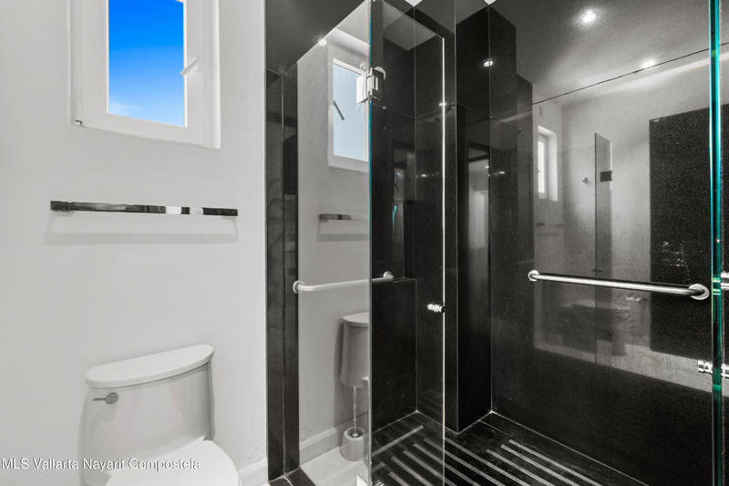 20250904121439853329000000 o