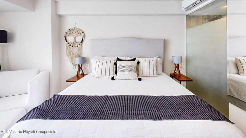 20251010213643485265000000 o