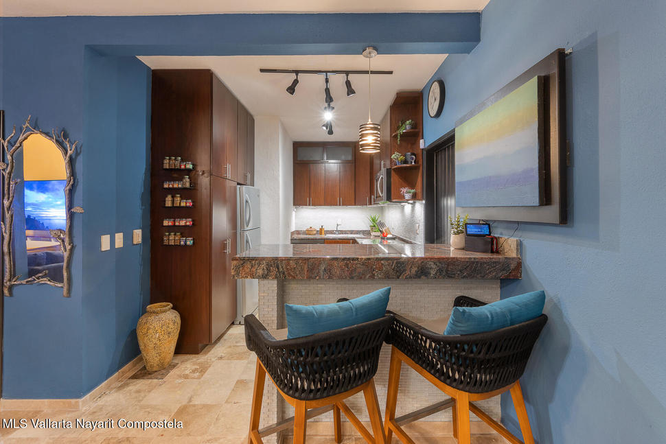 20251202162057003157000000 o