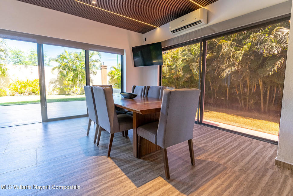 20251105212321224092000000 o