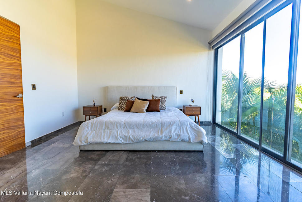 20251105212327775647000000 o