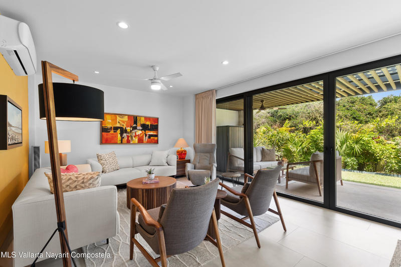 20250827214206448492000000 o