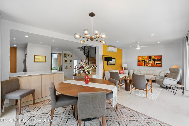 20250827214222306458000000 o