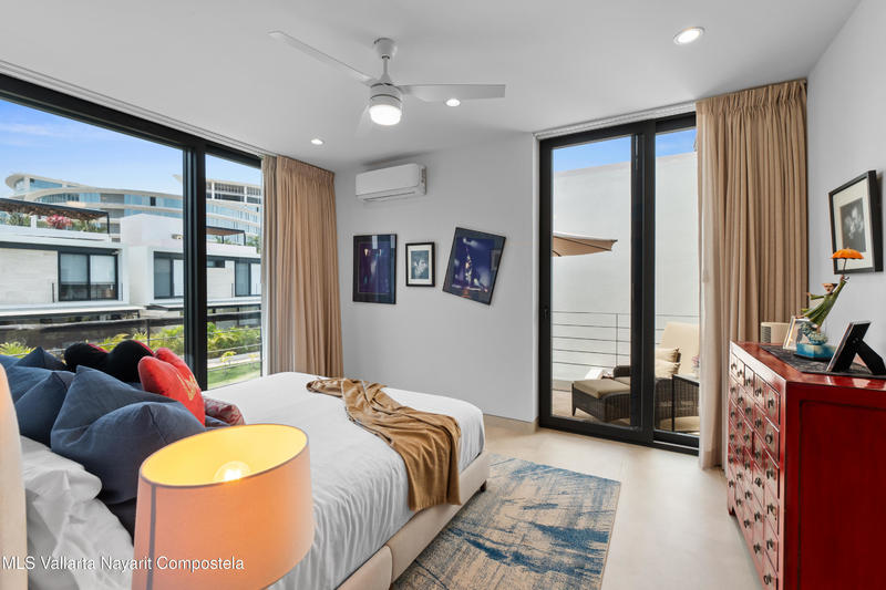 20250827214251719769000000 o