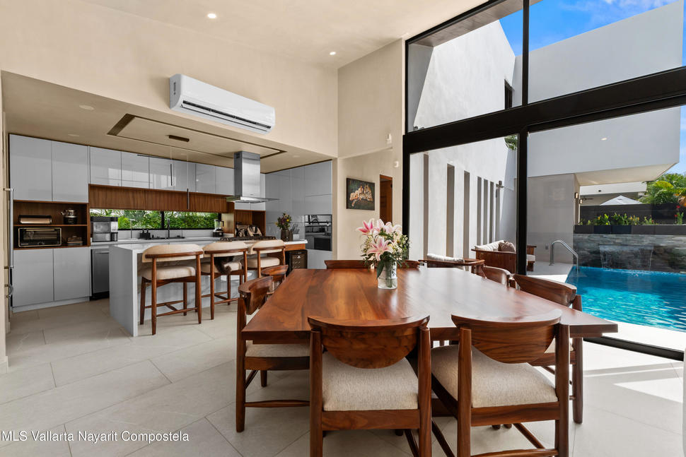 20251002143134768253000000 o