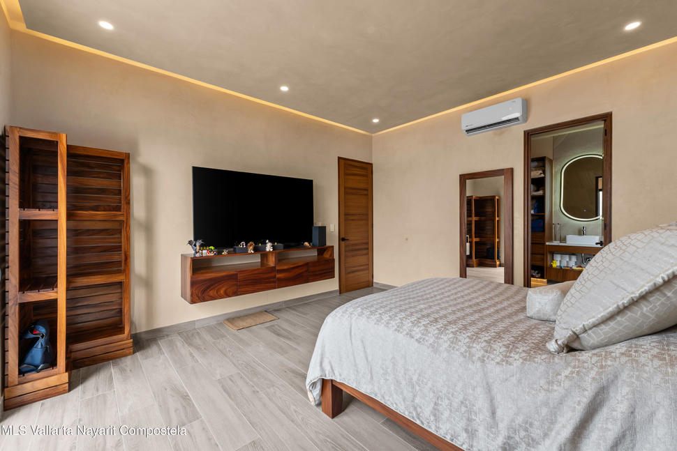 20251002143253291912000000 o