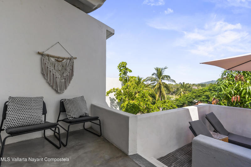 20251110205628531049000000 o