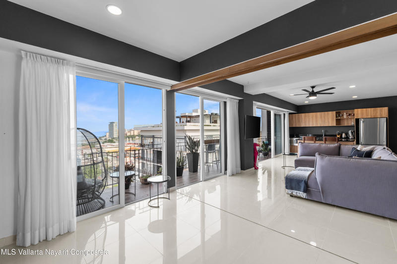 20250721225718268736000000 o