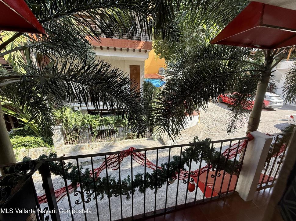 20251223203247344255000000 o